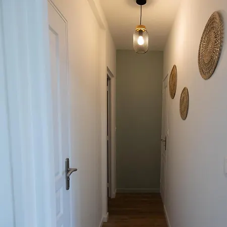 Renove A 200m De La *